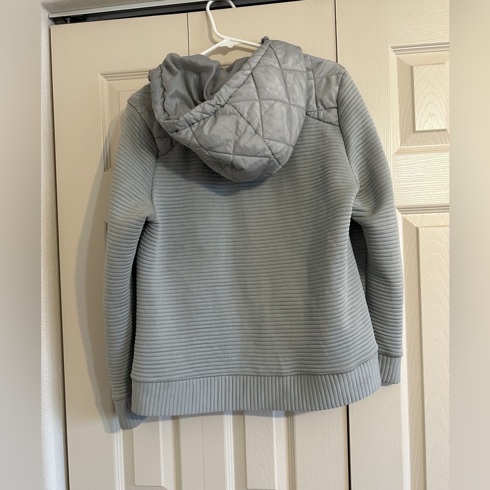 Women’s jacket - Picture 3 of 3